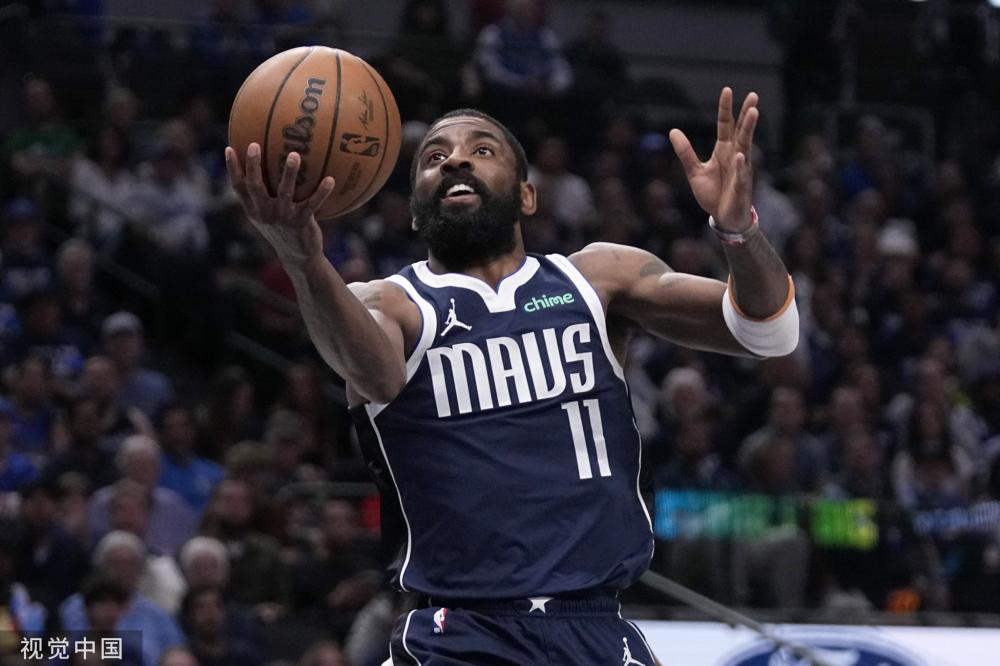 薛飞展现出 薛飞展现出