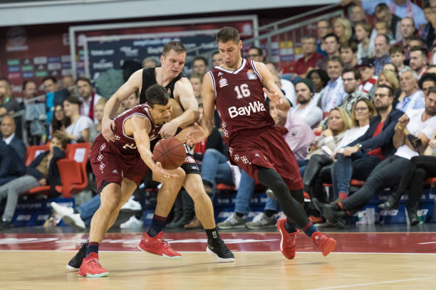 与巴萨交锋 与巴萨交锋