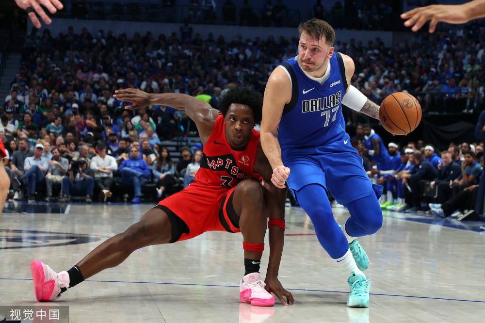 前锋在禁区 前锋在禁区